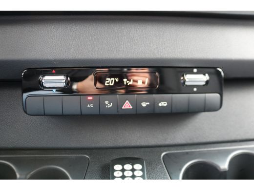 Mercedes-Benz eSprinter L2 H2 55 kWh Airco 270gr Achterdeuren ActivLease financial lease
