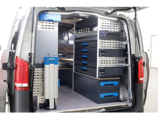 Mercedes-Benz Vito 114 CDI 136pk Compact 9G Automaat 2x Schuifdeur/LED/Camera/Inrichting 07-2022 ActivLease financial lease