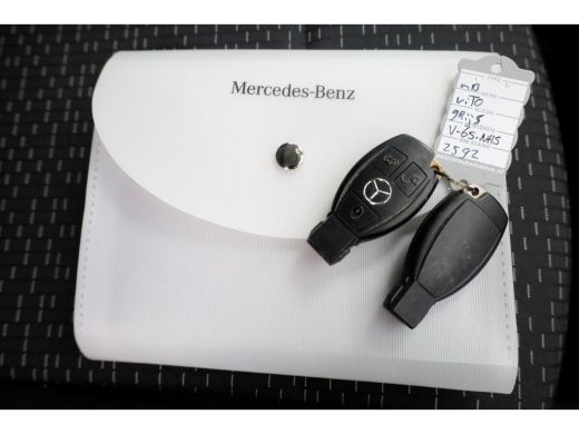 Mercedes-Benz Vito 114 CDI 136pk Compact 9G Automaat 2x Schuifdeur/LED/Camera/Inrichting 07-2022 ActivLease financial lease