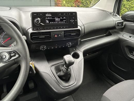 Opel Combo 1.5D 102 PK / L1H1 / UNIEK 15.387 KM !! / 1e EIG. / 6 BAK / AIRCO / CRUISE / BLUETOOTH / PDC ActivLease financial lease