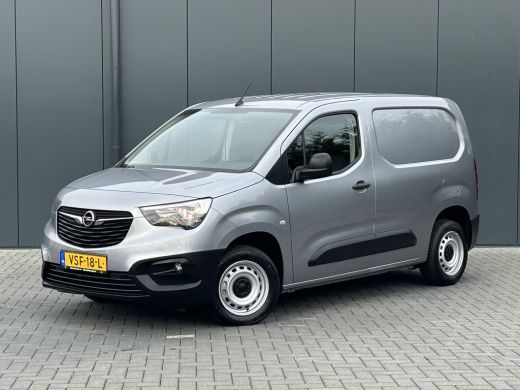 Opel Combo 1.5D 102 PK / L1H1 / UNIEK 15.387 KM !! / 1e EIG. / 6 BAK / AIRCO / CRUISE / BLUETOOTH / PDC ActivLease financial lease
