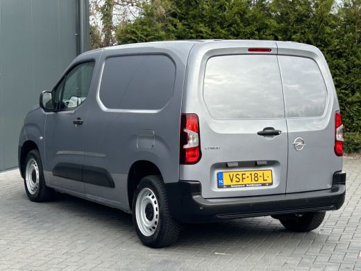 Opel Combo 1.5D 102 PK / L1H1 / UNIEK 15.387 KM !! / 1e EIG. / 6 BAK / AIRCO / CRUISE / BLUETOOTH / PDC ActivLease financial lease