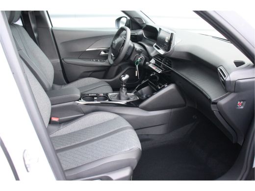 Peugeot 2008 1.2 PURETECH 100PK ALLURE | Climate controle | Cruise Controle | 17'' Lichtmetalen velgen | 360° ... ActivLease financial lease