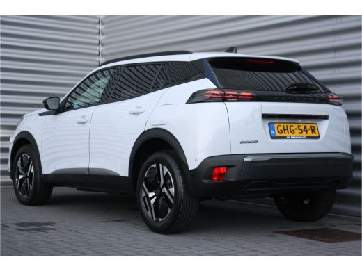 Peugeot 2008 1.2 PURETECH 100PK ALLURE | Climate controle | Cruise Controle | 17'' Lichtmetalen velgen | 360° ... ActivLease financial lease