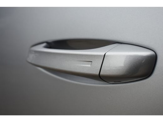 Peugeot 3008 1.6 Plug-in Hybrid 195 Allure DEMO-DEAL! | Afn. Trekhaak | 360 Camera | Adaptive Cruise | Keyless... ActivLease financial lease