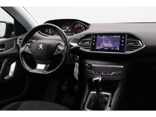 Peugeot 308 SW 1.2 PureTech Blue Lease | Airco | Armsteun voor | Bandenspanningscontrolesysteem ActivLease financial lease