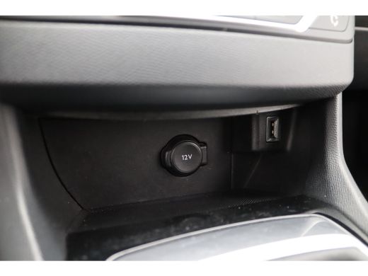 Peugeot 308 SW 1.2 PureTech Blue Lease | Airco | Armsteun voor | Bandenspanningscontrolesysteem ActivLease financial lease