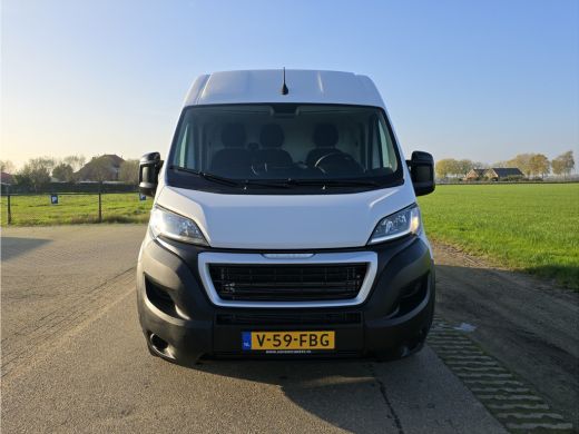 Peugeot Boxer 335 2.2 BlueHDi L2 H2 - Euro 6 - 140 Pk - ParkeerCamera - Airco - Cruise Control ActivLease financial lease