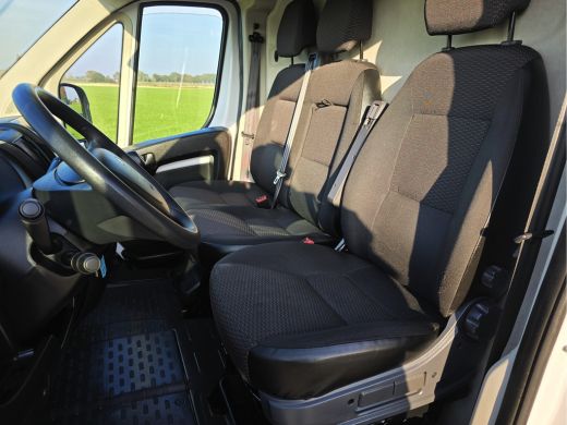 Peugeot Boxer 335 2.2 BlueHDi L2 H2 - Euro 6 - 140 Pk - ParkeerCamera - Airco - Cruise Control ActivLease financial lease