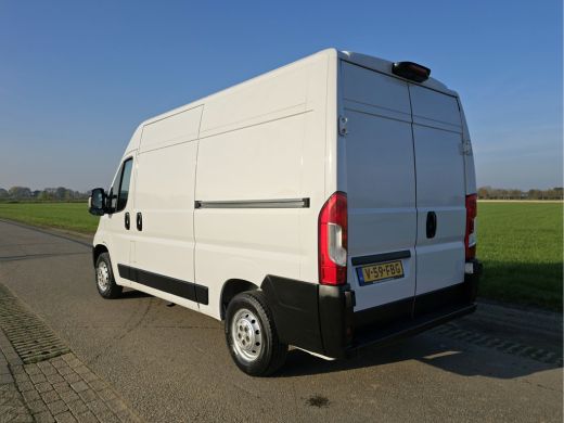 Peugeot Boxer 335 2.2 BlueHDi L2 H2 - Euro 6 - 140 Pk - ParkeerCamera - Airco - Cruise Control ActivLease financial lease