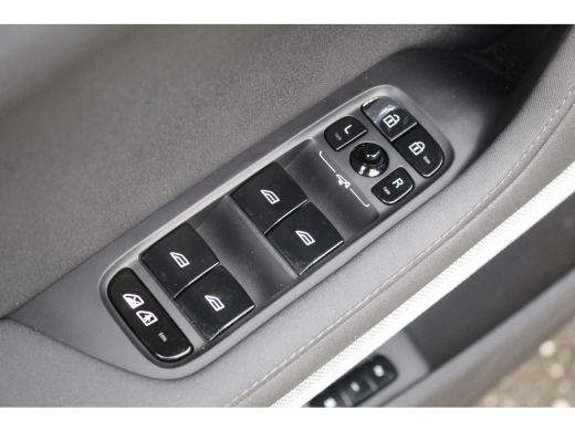Polestar 2 Long Range Single Motor 78 kWh | Memory | Camera | Elek. Achterklep | Navi | Carplay | Stoelverwa... ActivLease financial lease
