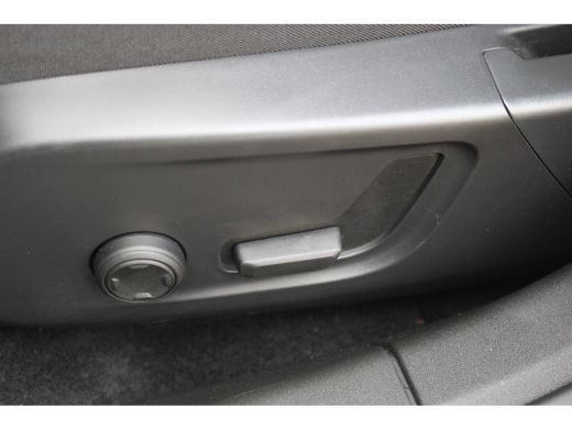 Polestar 2 Long Range Single Motor 78 kWh | Memory | Camera | Elek. Achterklep | Navi | Carplay | Stoelverwa... ActivLease financial lease