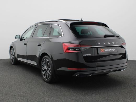 Skoda Superb Combi 1.4 TSI iV Laurin & Klement 218PK DSG Pano-Schuifdak, Elektrische Memorystoel, Matrix LED-v... ActivLease financial lease
