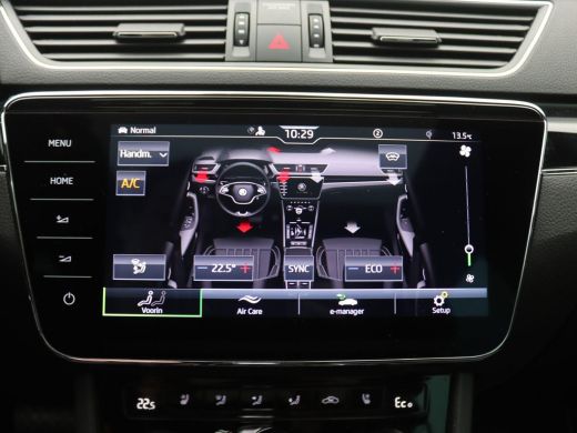 Skoda Superb Combi 1.4 TSI iV Laurin & Klement 218PK DSG Pano-Schuifdak, Elektrische Memorystoel, Matrix LED-v... ActivLease financial lease