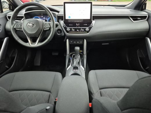 Toyota Corolla Cross Hybrid 200 Style | Stoel- + stuurverwarming | Parkeersensoren | Keyless entry | Carplay | ActivLease financial lease