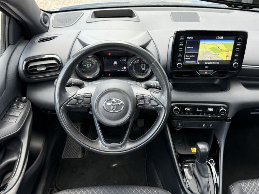 Toyota Yaris 1.5 Hybrid Executive **HEAD-UP DISPLAY/ DODEHOEK DETECTIE/ PARKEERSENSOREN/ 36 MAANDEN GARANTIE** ActivLease financial lease