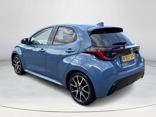 Toyota Yaris 1.5 Hybrid Executive **HEAD-UP DISPLAY/ DODEHOEK DETECTIE/ PARKEERSENSOREN/ 36 MAANDEN GARANTIE** ActivLease financial lease