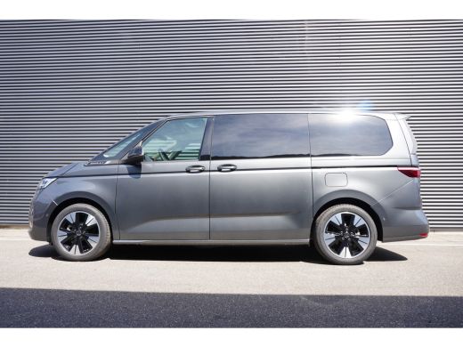 Volkswagen Multivan 1.5 eHybrid L2 Bulli Edition 4-Motion, IQ Light koplampen, 7-persoons Vis-a-Vis, Navigatie, Trekh... ActivLease financial lease