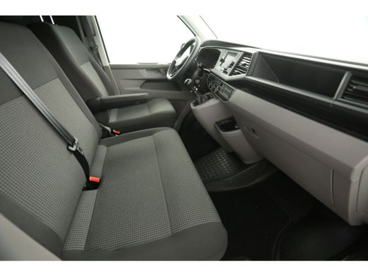 Volkswagen Transporter 2.0 TDI L1H1 | 140PK | Airco | Cruise | Carplay | 3-Zits | Parkeersens. ActivLease financial lease