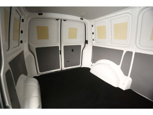 Volkswagen Transporter 2.0 TDI L1H1 | 140PK | Airco | Cruise | Carplay | 3-Zits | Parkeersens. ActivLease financial lease