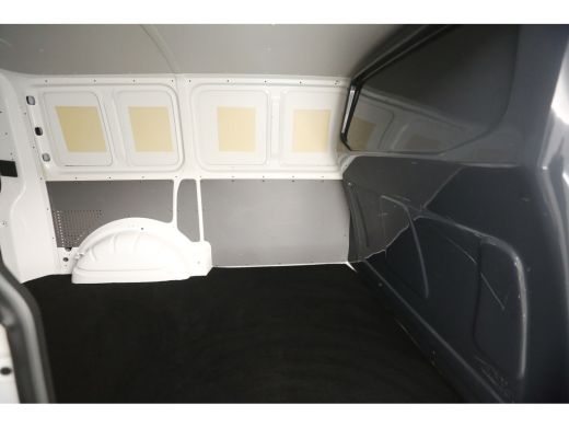 Volkswagen Transporter 2.0 TDI L1H1 | 140PK | Airco | Cruise | Carplay | 3-Zits | Parkeersens. ActivLease financial lease