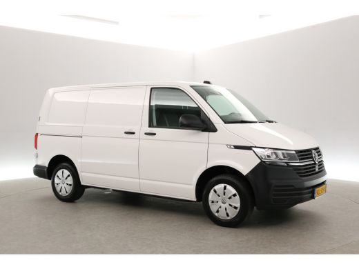Volkswagen Transporter 2.0 TDI L1H1 | 140PK | Airco | Cruise | Carplay | 3-Zits | Parkeersens. ActivLease financial lease