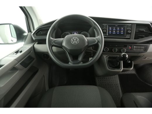 Volkswagen Transporter 2.0 TDI L1H1 | 140PK | Airco | Cruise | Carplay | 3-Zits | Parkeersens. ActivLease financial lease