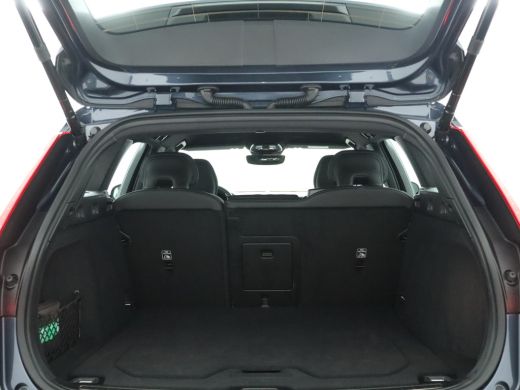 Volvo  V60 T6 AWD Plus Dark ActivLease financial lease