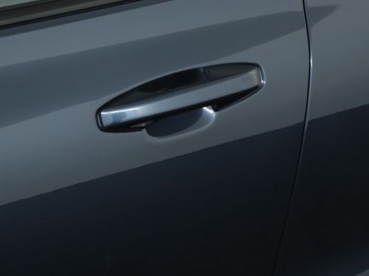 Volvo  V60 T6 AWD Plus Dark ActivLease financial lease