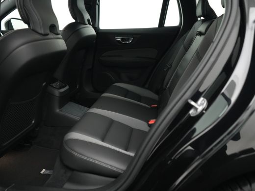 Volvo  V60 2.0 T6 Plug-in hybrid AWD Plus Dark | Harman Kardon | Sportstoelen | 360° Camera | Trekhaak | Ada... ActivLease financial lease