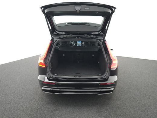 Volvo  V60 2.0 T6 Plug-in hybrid AWD Plus Dark | Harman Kardon | Sportstoelen | 360° Camera | Trekhaak | Ada... ActivLease financial lease