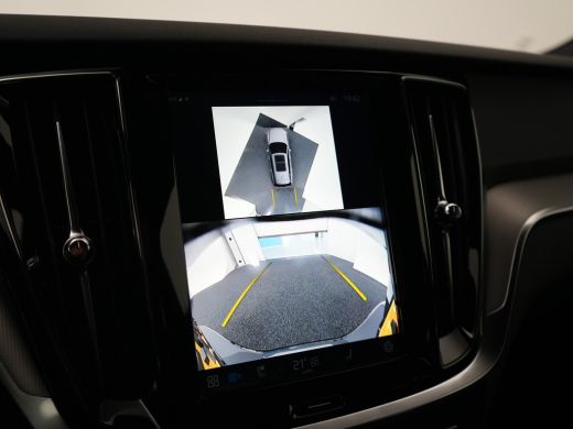 Volvo  V60 2.0 T6 Plug-in hybrid AWD Plus Dark | Harman Kardon | Sportstoelen | 360° Camera | Trekhaak | Ada... ActivLease financial lease
