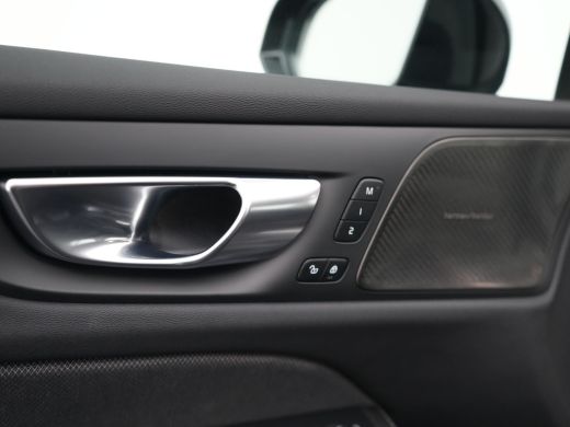 Volvo  V60 2.0 T6 Plug-in hybrid AWD Plus Dark | Harman Kardon | Sportstoelen | 360° Camera | Trekhaak | Ada... ActivLease financial lease