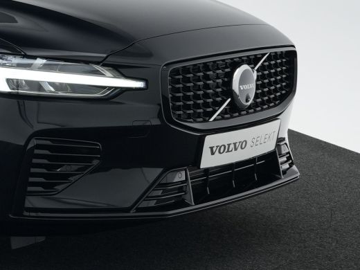 Volvo  V60 2.0 T6 Plug-in hybrid AWD Plus Dark | Harman Kardon | Sportstoelen | 360° Camera | Trekhaak | Ada... ActivLease financial lease