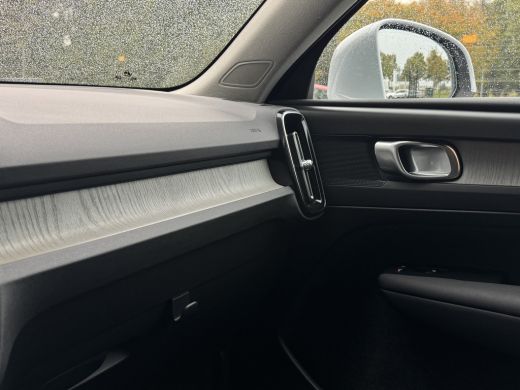 Volvo  XC40 1.5 T5 Recharge Inscription | Pano | Trekhaak | Pilot Assist | Achterbank verwarmd | Leder! | ActivLease financial lease