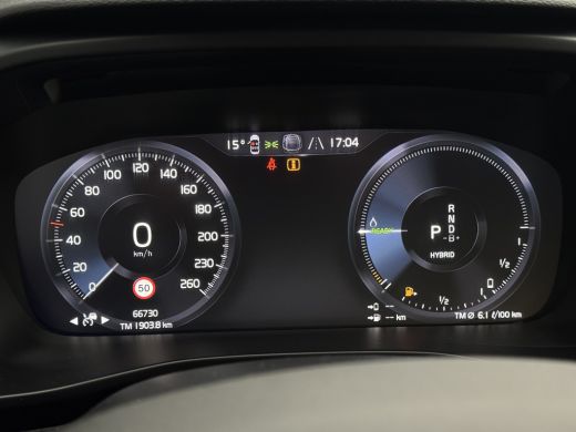 Volvo  XC40 1.5 T5 Recharge Inscription | Pano | Trekhaak | Pilot Assist | Achterbank verwarmd | Leder! | ActivLease financial lease