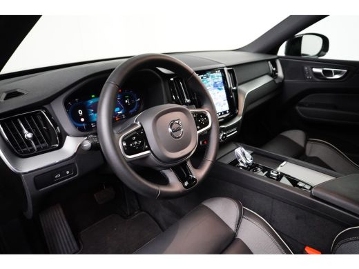 Volvo  XC60 T6 Plug-in hybrid AWD Plus Black Edition | Luchtvering | Achterbank verwarmd | Achteruitrijcamera... ActivLease financial lease
