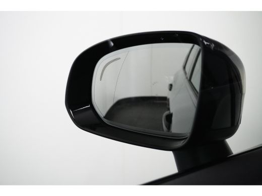 Volvo  XC60 T6 Plug-in hybrid AWD Plus Black Edition | Luchtvering | Achterbank verwarmd | Achteruitrijcamera... ActivLease financial lease
