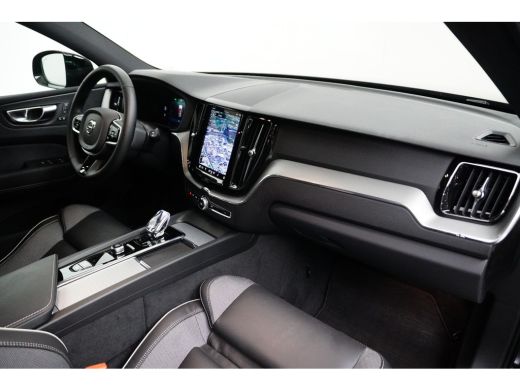 Volvo  XC60 T6 Plug-in hybrid AWD Plus Black Edition | Luchtvering | Achterbank verwarmd | Achteruitrijcamera... ActivLease financial lease