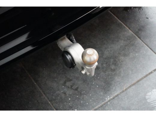 Volvo  XC60 T6 Plug-in hybrid AWD Plus Black Edition | Luchtvering | Achterbank verwarmd | Achteruitrijcamera... ActivLease financial lease