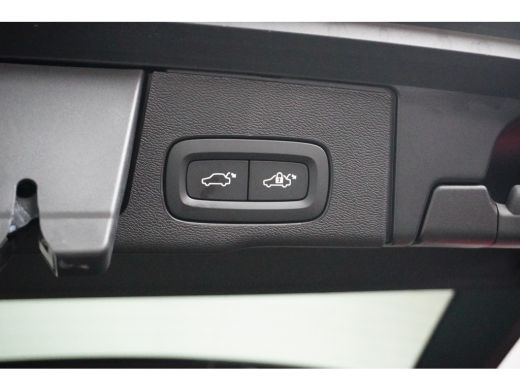 Volvo  XC60 T6 Plug-in hybrid AWD Plus Black Edition | Luchtvering | Achterbank verwarmd | Achteruitrijcamera... ActivLease financial lease