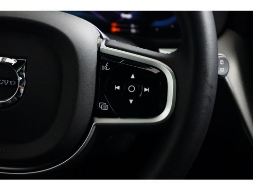 Volvo  XC60 T6 Plug-in hybrid AWD Plus Black Edition | Luchtvering | Achterbank verwarmd | Achteruitrijcamera... ActivLease financial lease