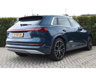 Audi e-tron 50 quattro Launch edition plus 71 kWh | Schuifdak | Adaptieve Cruise | Stoelverwarming | Luchtver...