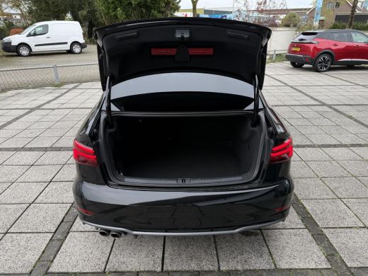 Audi A3 Limousine Aut. 35 TFSI CoD S-Line | Navi | Virtual | Xenon | ActivLease financial lease