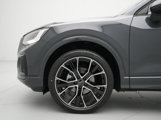 Audi Q2 35 TFSI 150 pk S-Tronic Advanced edition Panoramadak Navigatie Climatronic Parkeersensoren 113 ActivLease financial lease