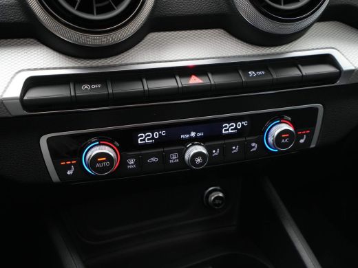 Audi Q2 35 TFSI 150 pk S-Tronic Advanced edition Panoramadak Navigatie Climatronic Parkeersensoren 113 ActivLease financial lease