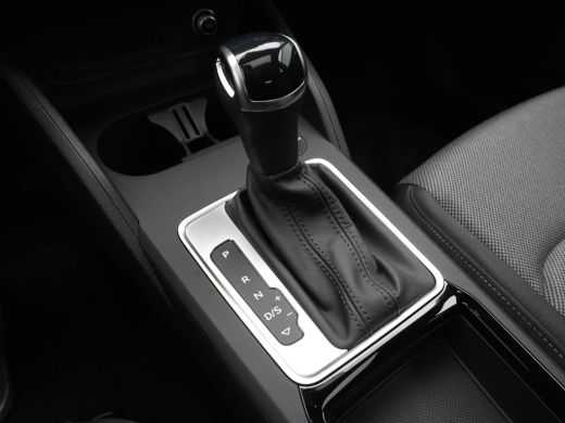 Audi Q2 35 TFSI 150 pk S-Tronic Advanced edition Panoramadak Navigatie Climatronic Parkeersensoren 113 ActivLease financial lease