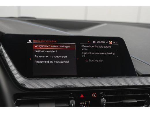 BMW 1 Serie 118i High Executive M Sport Automaat / Panoramadak / Sportstoelen / Achteruitrijcamera / Adaptiev... ActivLease financial lease