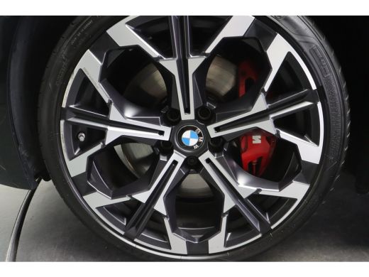 BMW 3 Serie 330e High Executive M Sport Automaat / Schuif-kanteldak / Trekhaak / Sportstoelen / Adaptieve LED... ActivLease financial lease