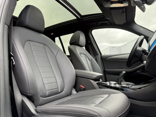 BMW iX3 Executive 80 kWh | Trekhaak | Panorama | Leder | Navi | Camera | ActivLease financial lease